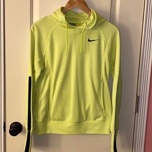 NIKE Sweater
